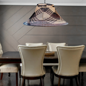 Lámpara de techo artesanal hecho con fibras de Caraguata por artesanos Nivacle – Trama natural 80 × 40 cm