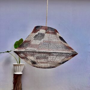 Lámpara artesanal de caraguatá 80x40 cm – Diseño compacto y artesanal