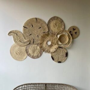 Set decorativo de pared con piezas artesanales  - Decoración artesanal de fácil colocación.